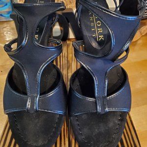 New York Transit Sandals